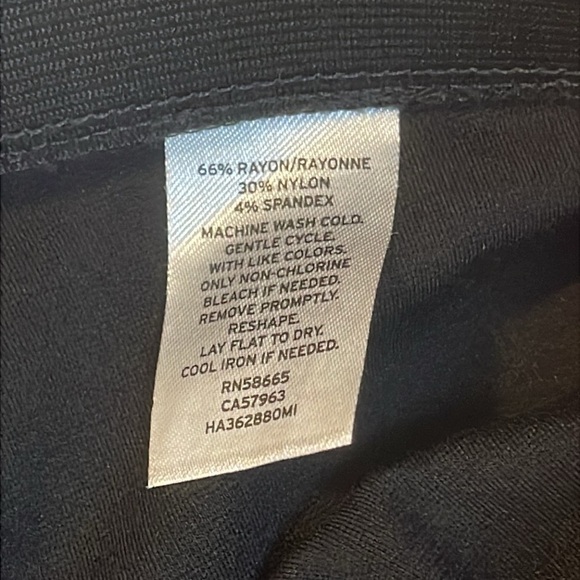 Halogen Skinny Dress Pants Size 1 - Picture 4 of 4